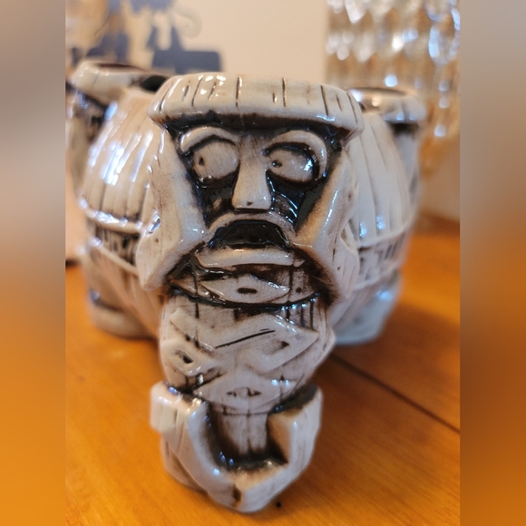 DISNEY – Trader Sam’s Grog Grotto - Uh-oa! Bowl – 1st Edition - Picture 4 of 16